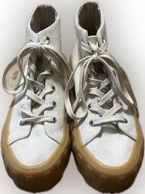 ZARA Canvas High Top Sneakers Ivory Two Toned Tan Platforms 👟